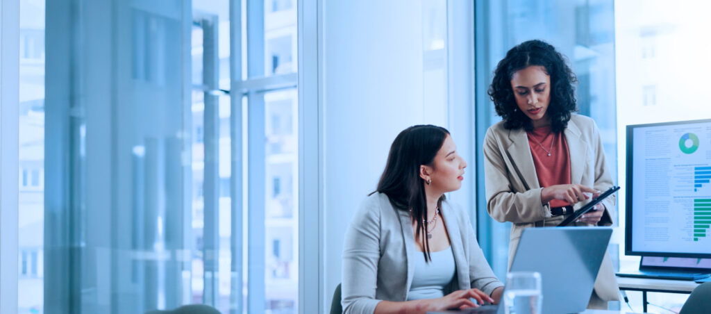 Women discuss AI data